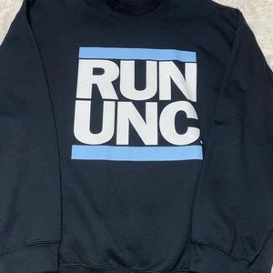 NWOT Run UNC Crewneck